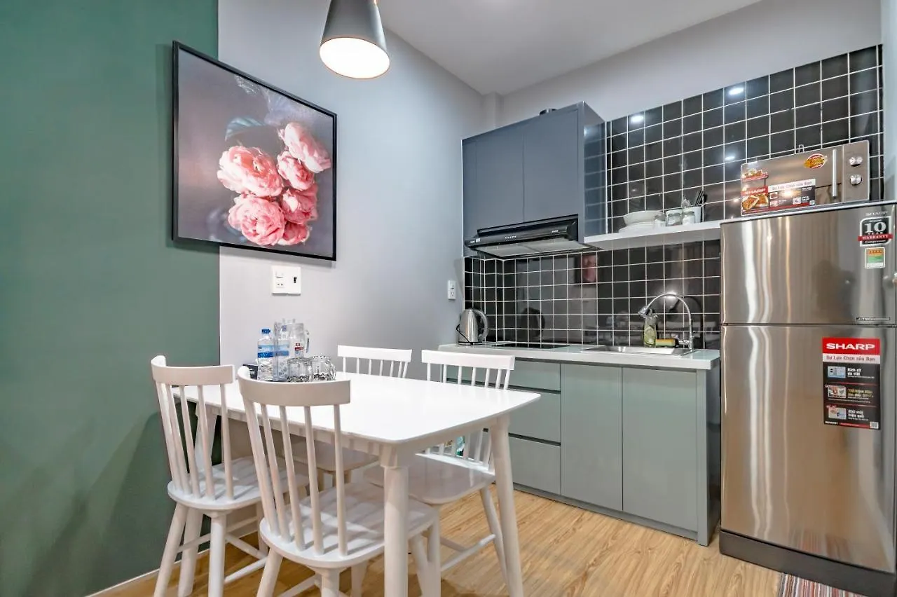 A La Maison location